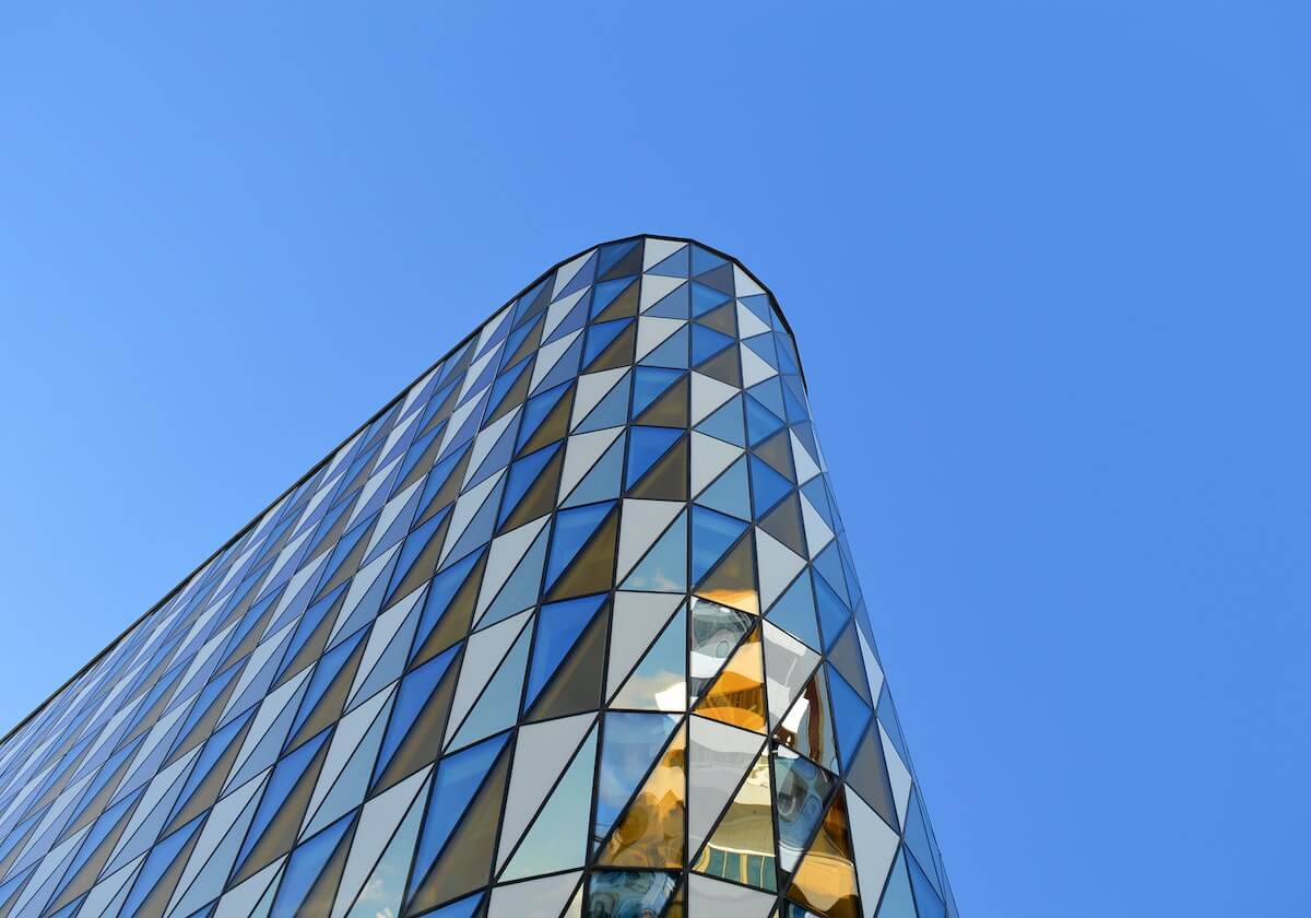 LPL高光时刻：你狸大招真好用，haichao塞拉斯团战三杀